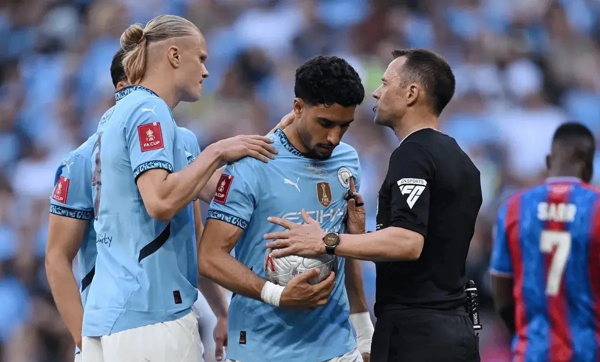 集结日欧超杯传出新动向；皇家马德里手感冰凉；管理层表态：压力陡增；心理建设被强调