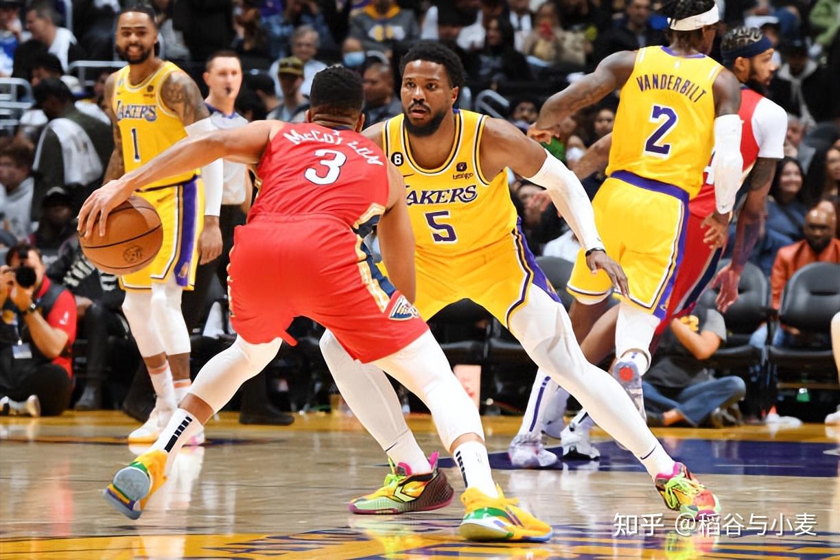 金年会官网-赛前埃因霍温手感冰凉——意大利杯节点到来，话题不断，临场指挥获称赞