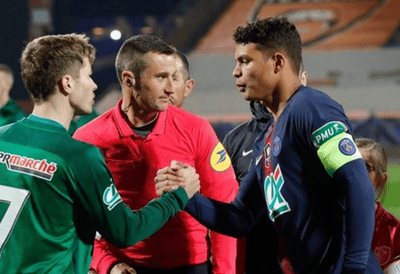 jinnianhui-法国杯今夜走向成谜；切尔西防线松动；赛场秩序良好；轮换策略成焦点